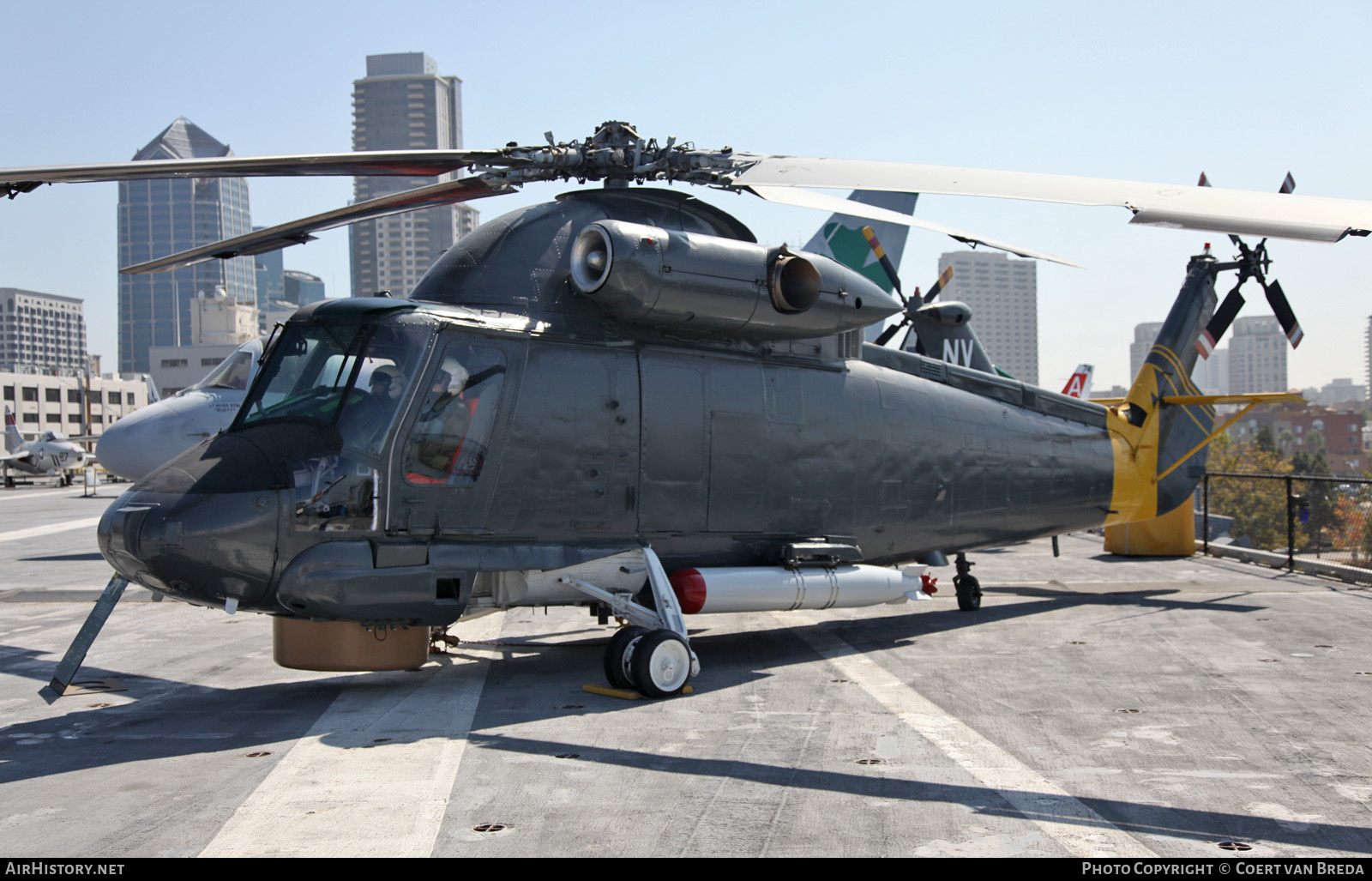 Aircraft Photo of 150157 | Kaman SH-2F Seasprite (K-888) | USA - Navy | AirHistory.net #821525