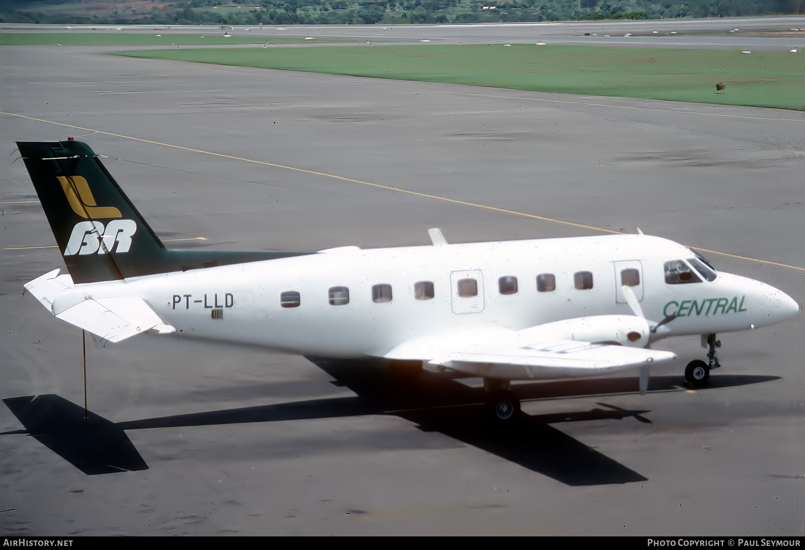 Aircraft Photo of PT-LLD | Embraer EMB-110P1 Bandeirante | Brasil Central Linhas Aéreas | AirHistory.net #821534