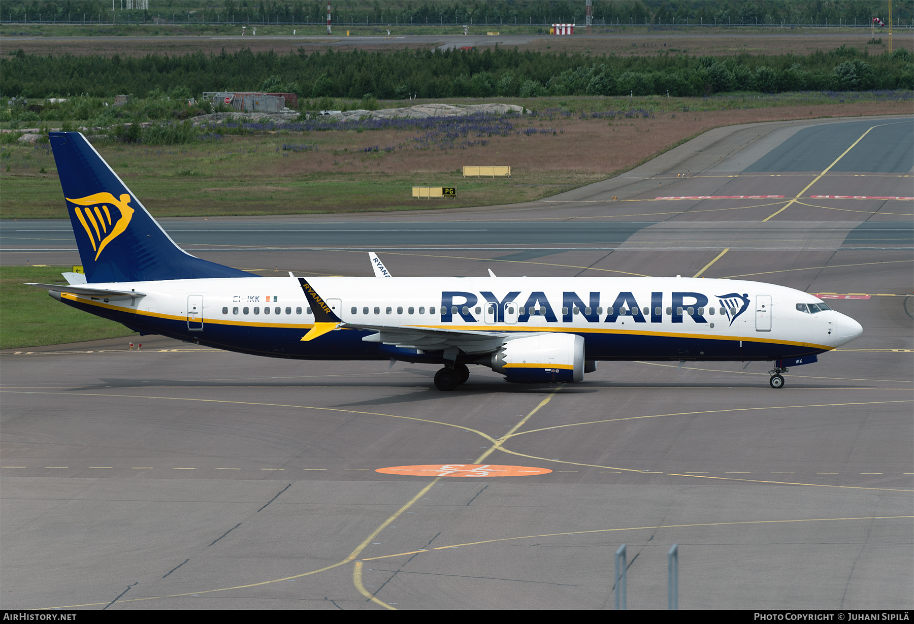 Aircraft Photo of EI-IKK | Boeing 737-8200 Max 200 | Ryanair | AirHistory.net #821584