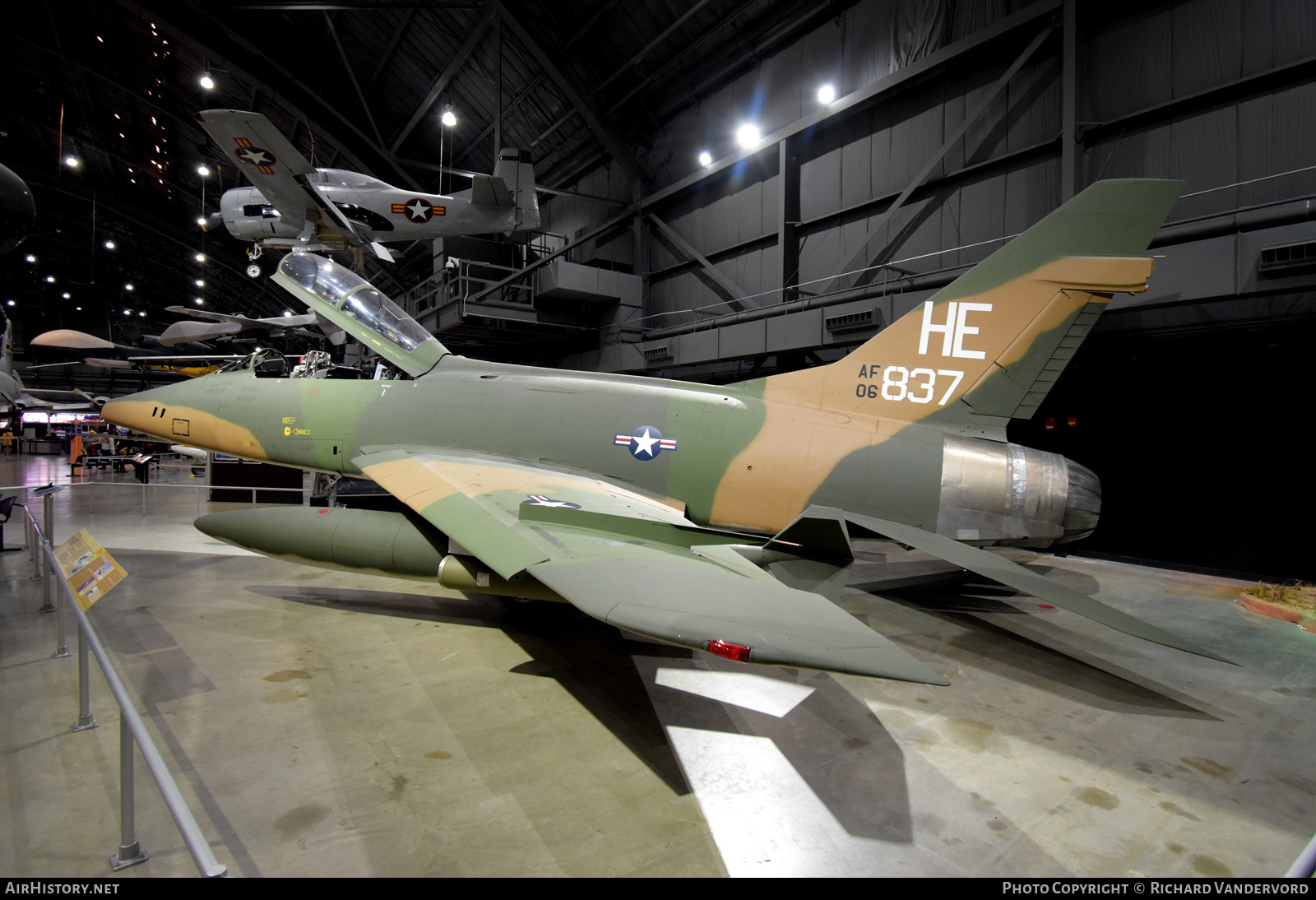 Aircraft Photo of 56-3837 / AF06-837 | North American F-100F Super Sabre | USA - Air Force | AirHistory.net #821733