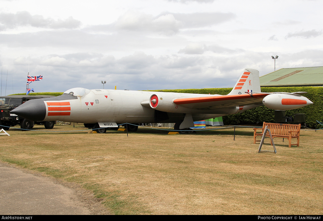Aircraft Photo of WH904 | English Electric Canberra T.19 | UK - Air Force | AirHistory.net #821756
