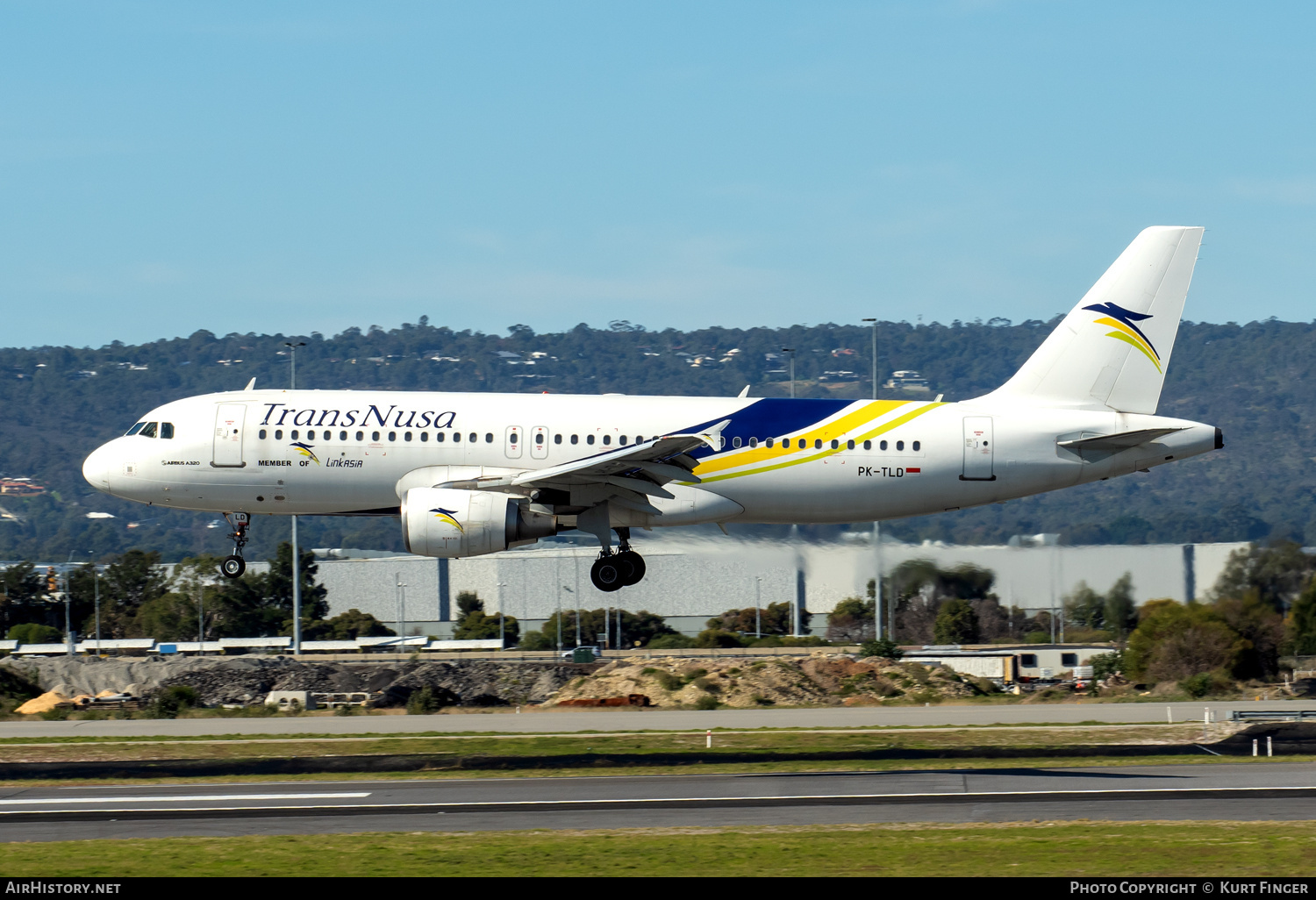 Aircraft Photo of PK-TLD | Airbus A320-214 | TransNusa Aviation | AirHistory.net #821923