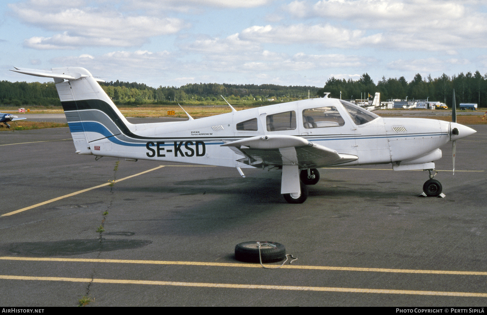 Aircraft Photo of SE-KSD | Piper PA-28RT-201T Turbo Arrow IV | AirHistory.net #821978