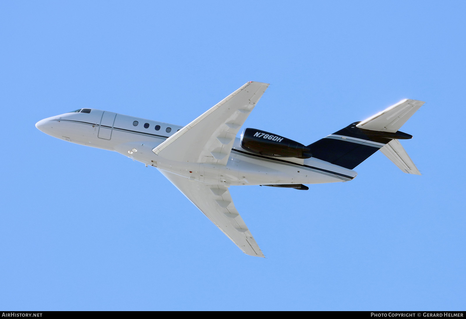 Aircraft Photo of N786DH | Hawker Beechcraft 4000 | AirHistory.net #822003