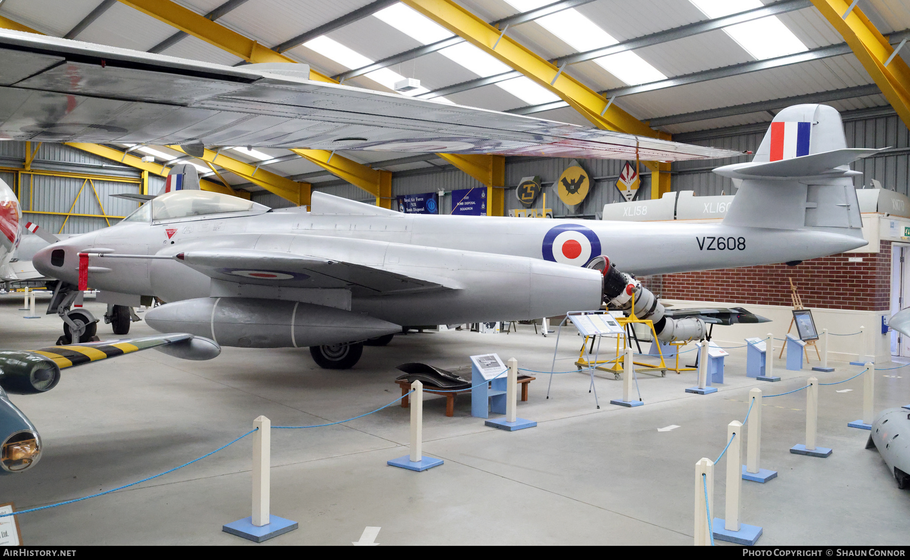 Aircraft Photo of VZ608 | Gloster Meteor FR9 | UK - Air Force | AirHistory.net #822005