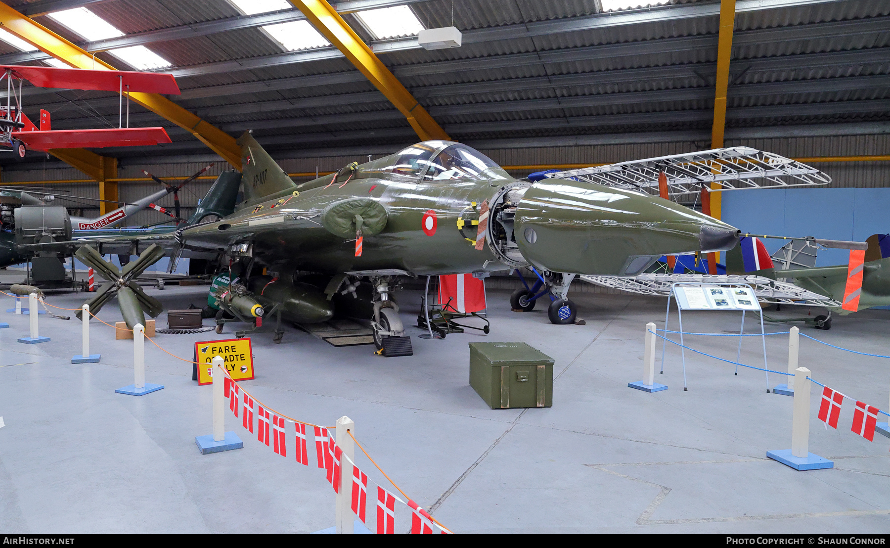 Aircraft Photo of AR-107 | Saab RF-35 Draken | Denmark - Air Force | AirHistory.net #822014