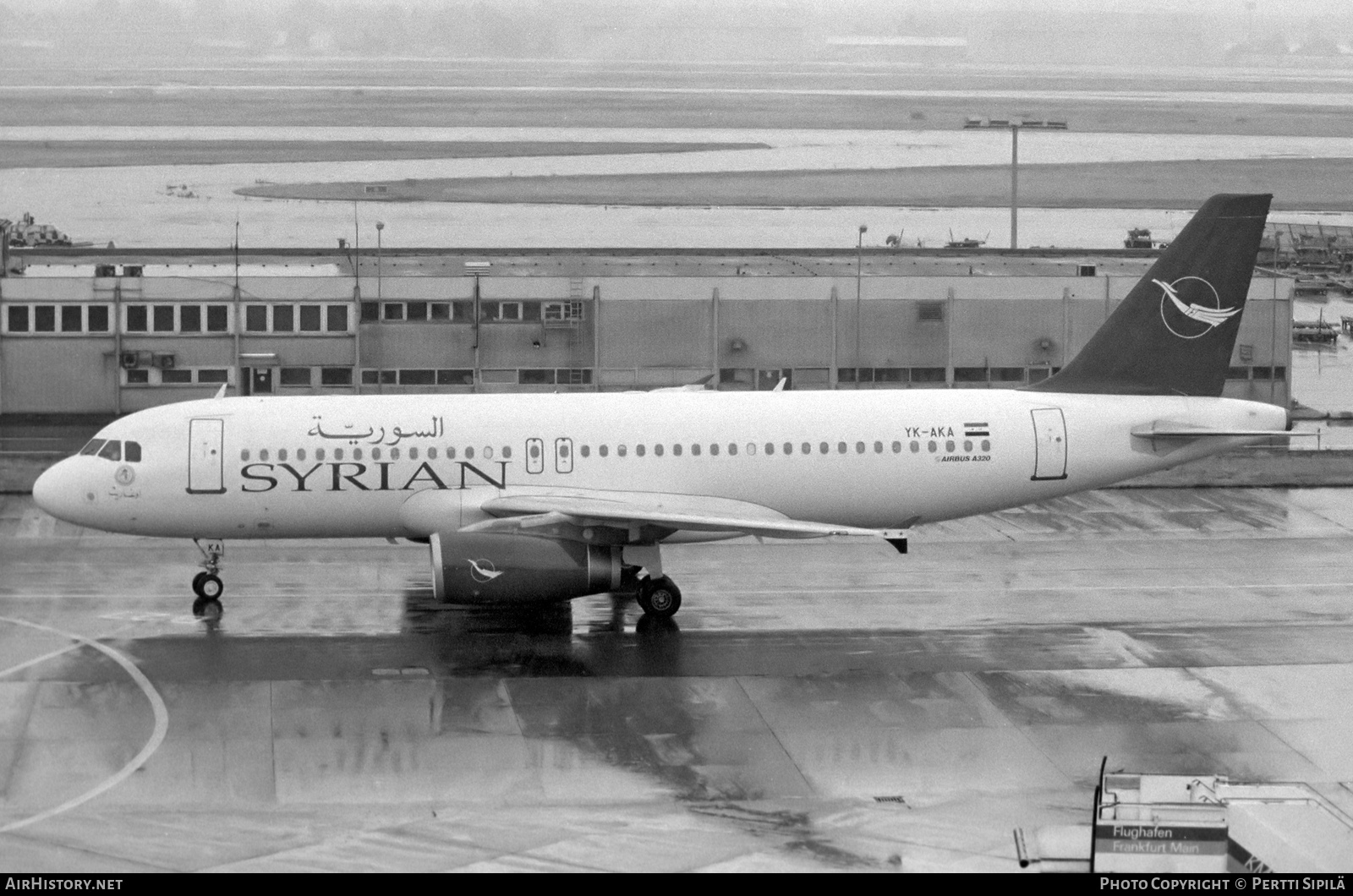 Aircraft Photo of YK-AKA | Airbus A320-232 | Syrian Air | AirHistory.net #822045