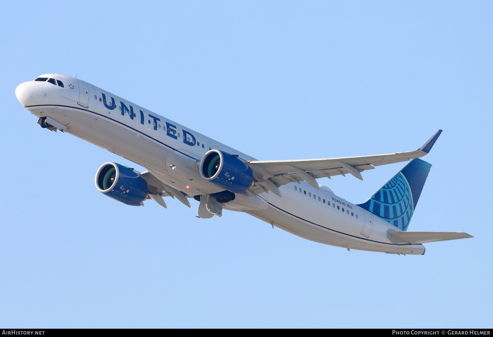 Aircraft Photo of N34535 | Airbus A321-271NX | United Airlines | AirHistory.net #822061