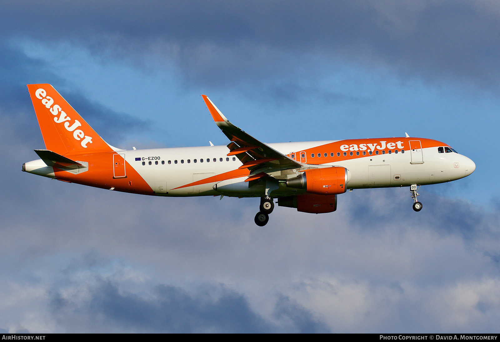 Aircraft Photo of G-EZOO | Airbus A320-214 | EasyJet | AirHistory.net #822068