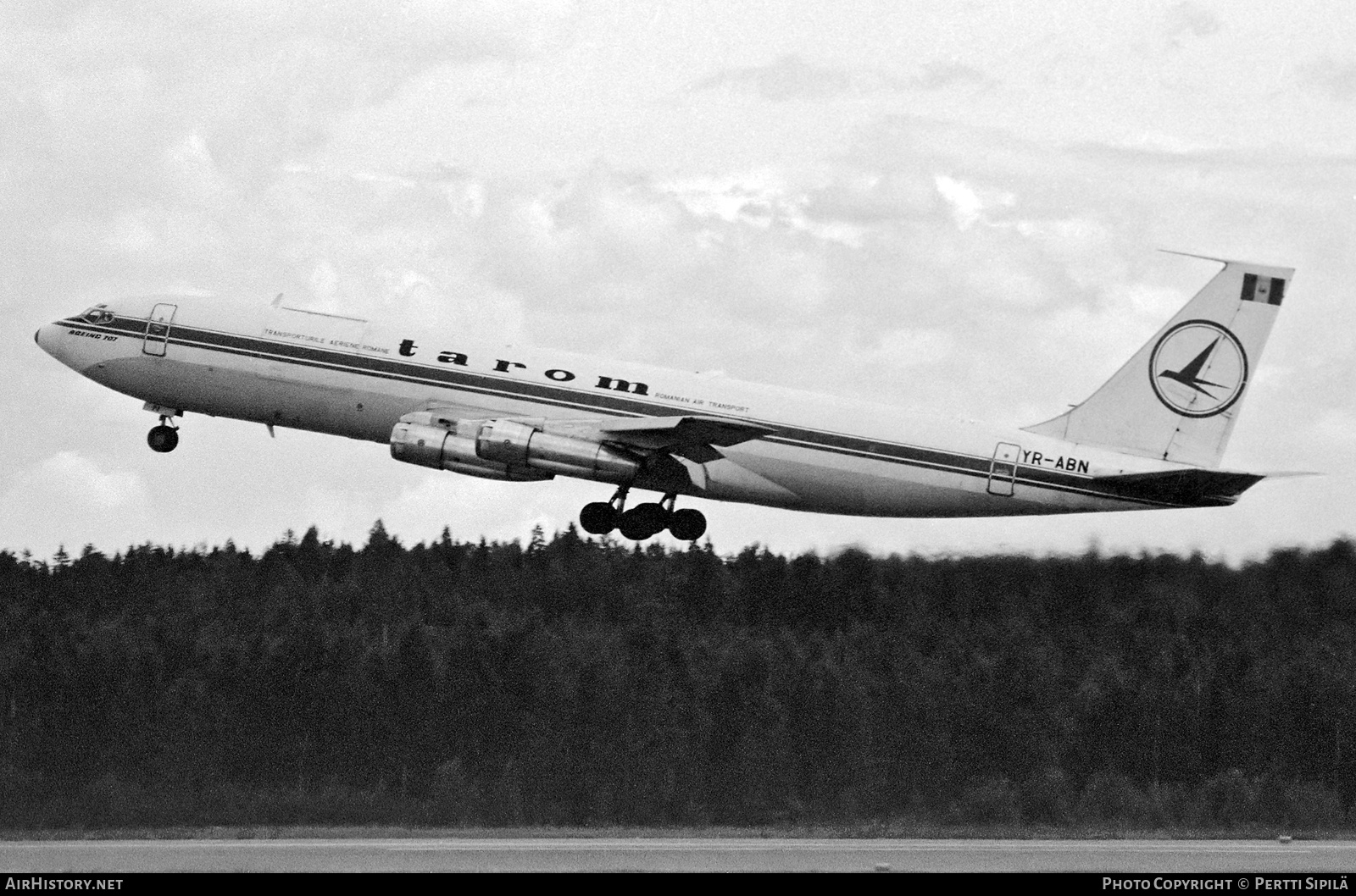 Aircraft Photo of YR-ABN | Boeing 707-321C | TAROM - Transporturile Aeriene Române | AirHistory.net #822086