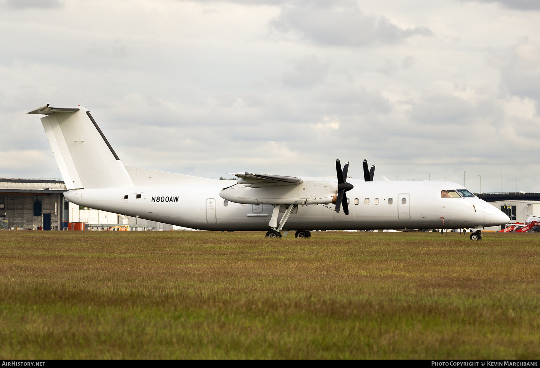 Aircraft Photo of N800AW | Bombardier DHC-8-315Q Dash 8 | AirHistory.net #822100