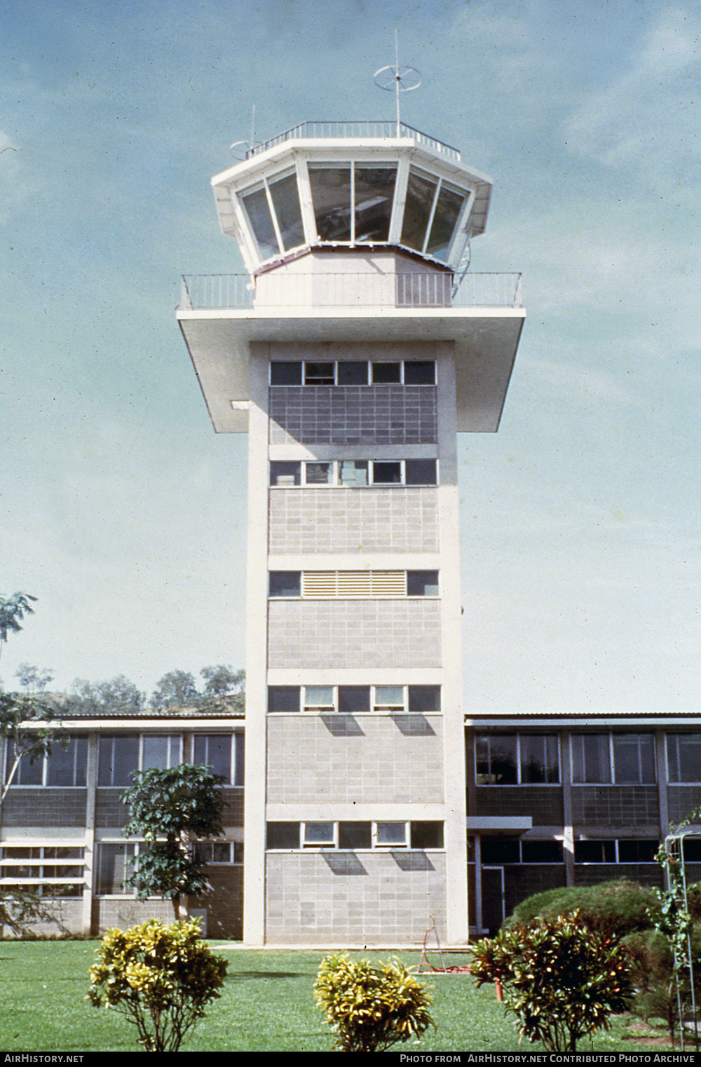 Airport photo of Port Moresby - Jacksons International (AYPY / POM) in Papua New Guinea | AirHistory.net #822126