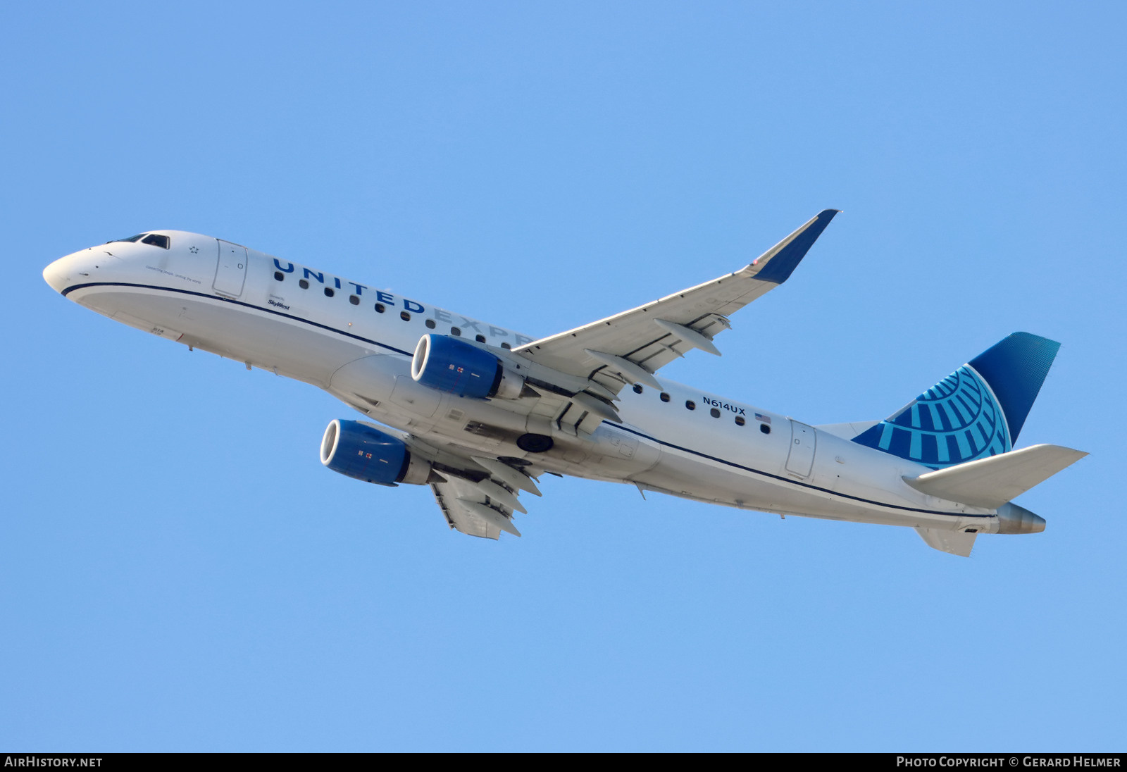 Aircraft Photo of N614UX | Embraer 175LR (ERJ-170-200LR) | United Express | AirHistory.net #822213