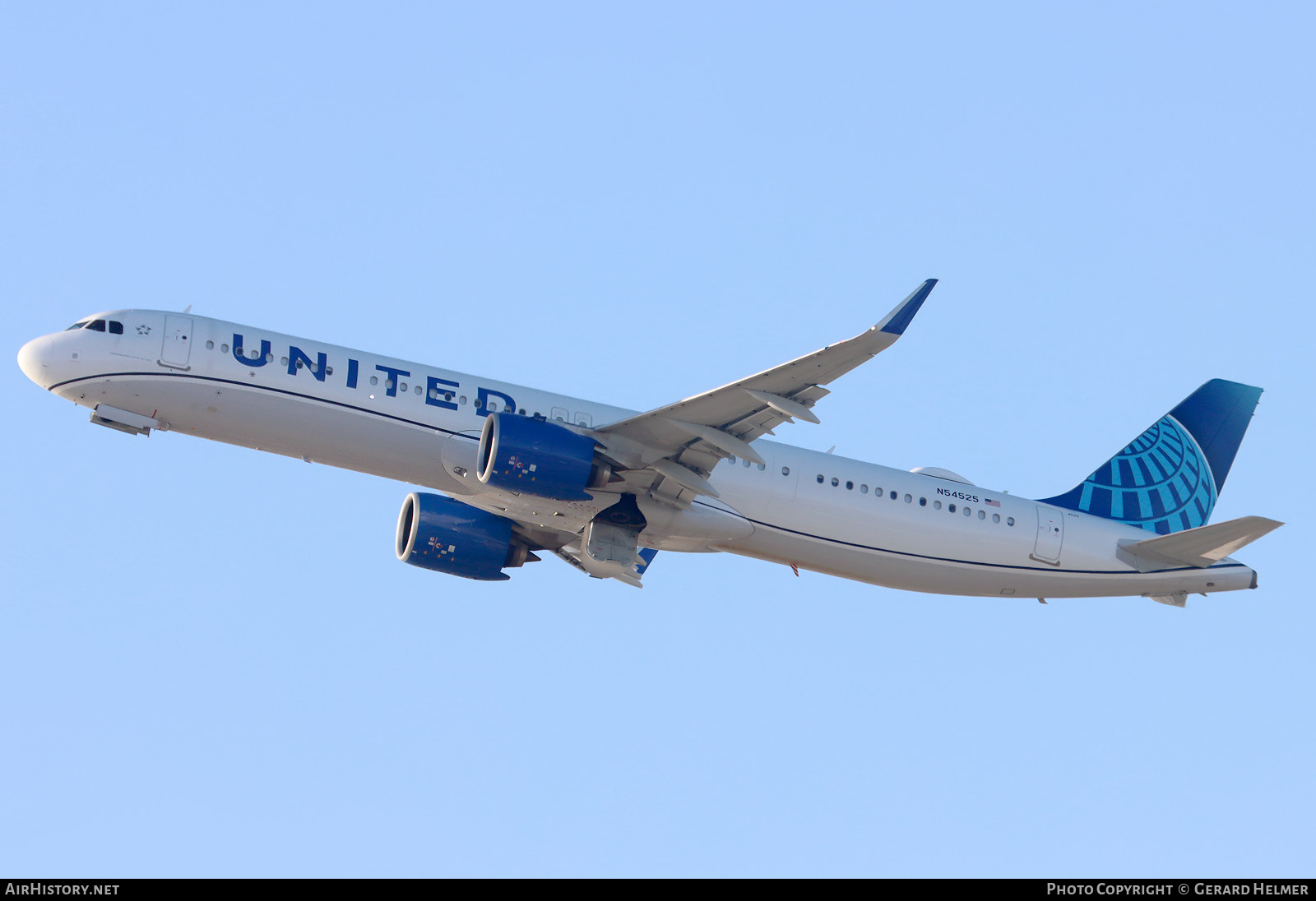 Aircraft Photo of N54525 | Airbus A321-271NX | United Airlines | AirHistory.net #822217