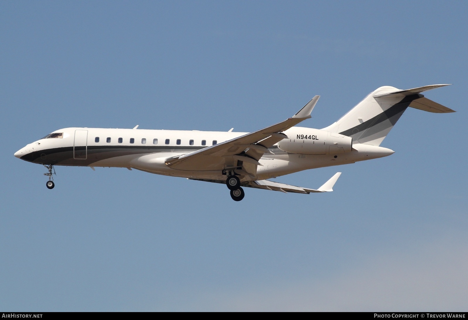 Aircraft Photo of N944GL | Bombardier Global 6000 (BD-700-1A10) | AirHistory.net #822287