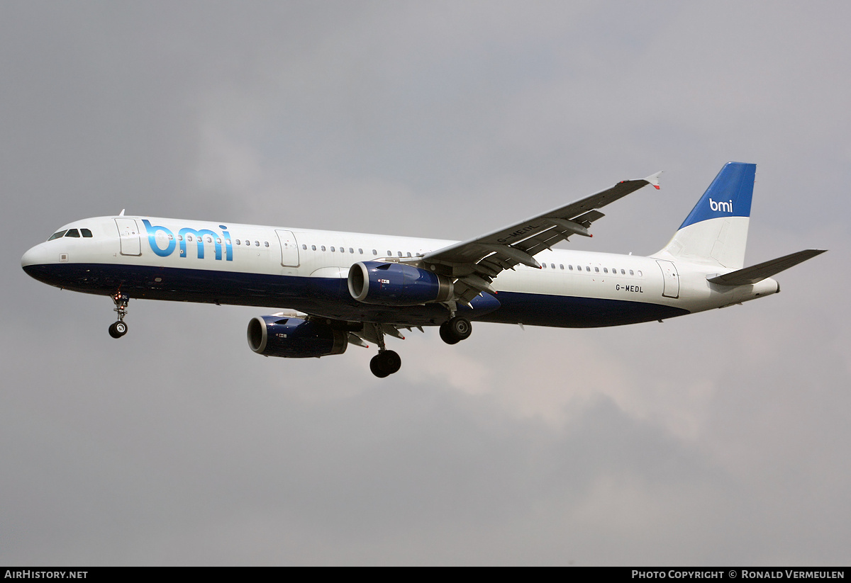 Aircraft Photo of G-MEDL | Airbus A321-231 | BMI - British Midland International | AirHistory.net #822424