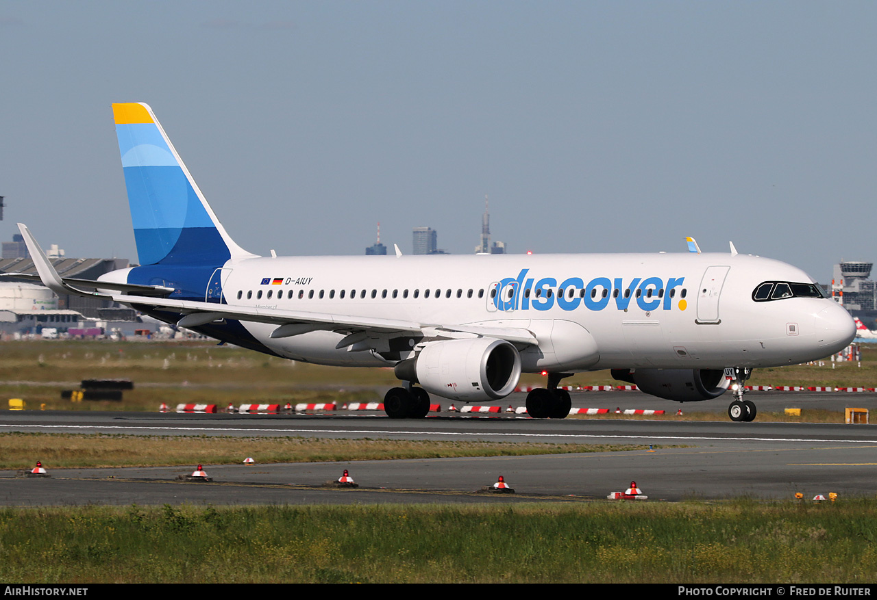 Aircraft Photo of D-AIUY | Airbus A320-214 | Discover Airlines | AirHistory.net #822463