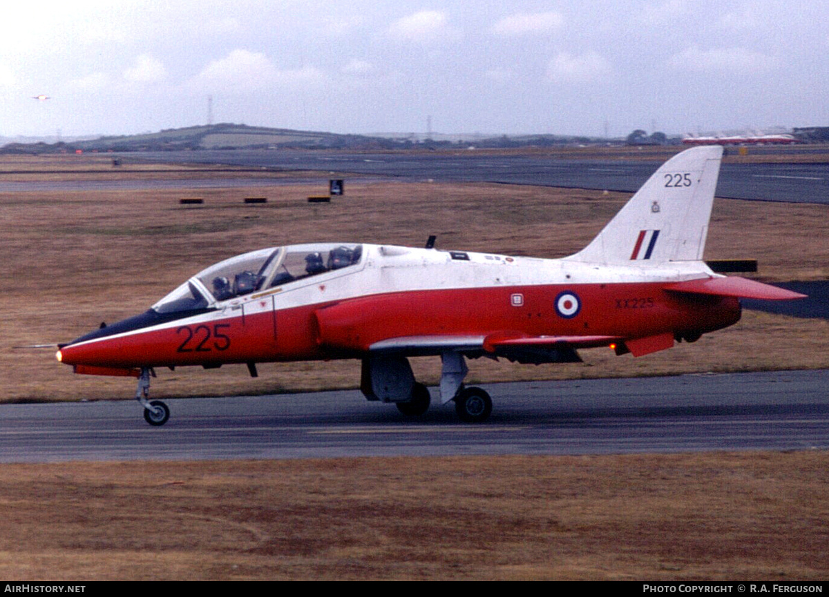 Aircraft Photo of XX225 | British Aerospace Hawk T.1 | UK - Air Force | AirHistory.net #822495
