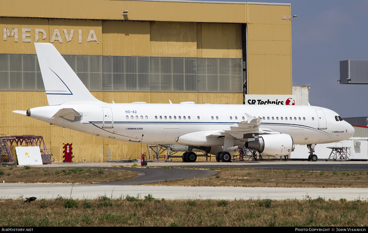 Aircraft Photo of HZ-A2 | Airbus ACJ320 (A320-214/CJ) | AirHistory.net #822673