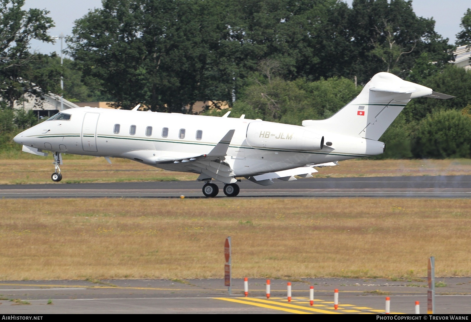 Aircraft Photo of HB-JLM | Bombardier Challenger 3500 (BD-100-1A10) | AirHistory.net #822694