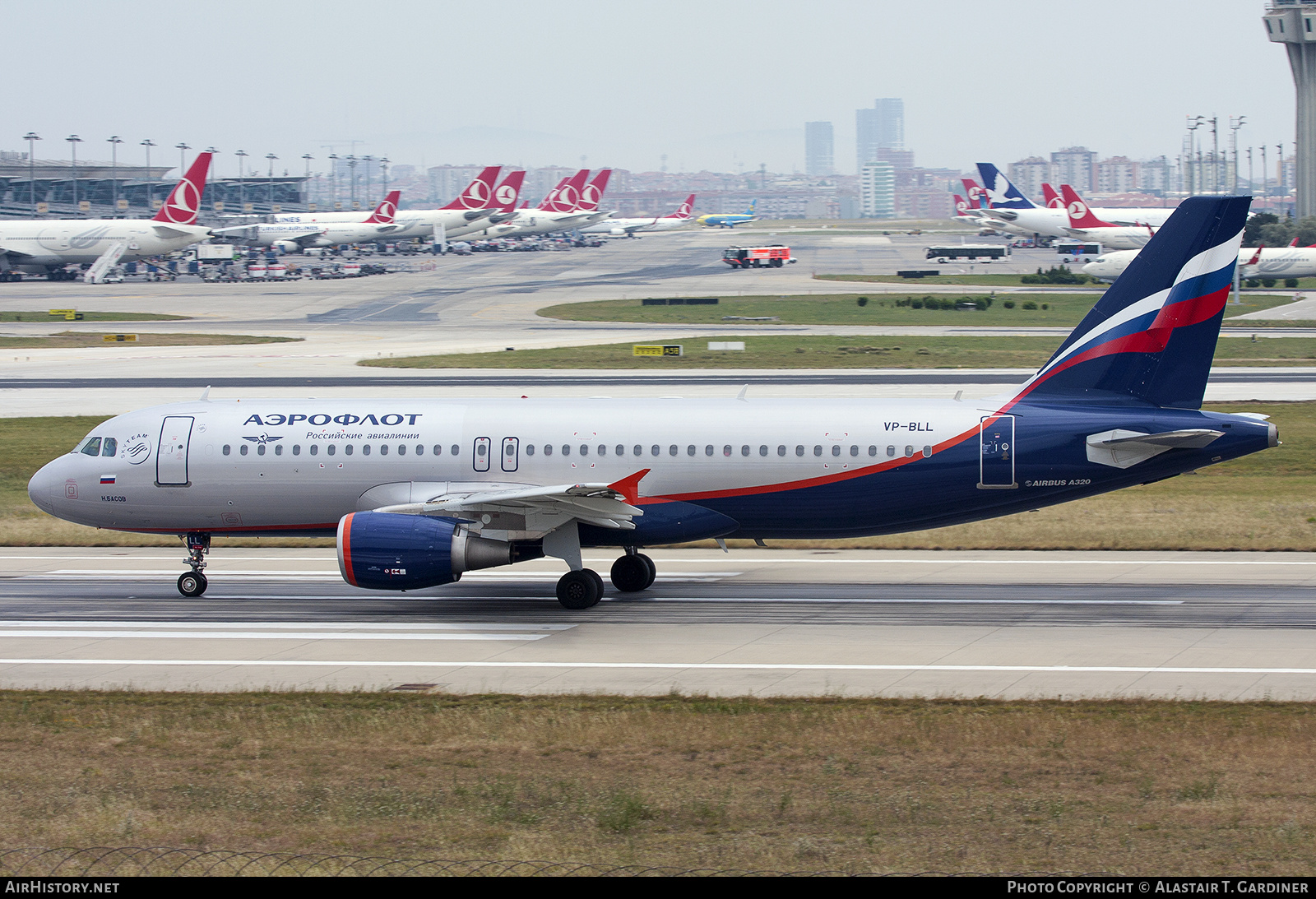 Aircraft Photo of VP-BLL | Airbus A320-214 | Aeroflot - Russian Airlines | AirHistory.net #822783