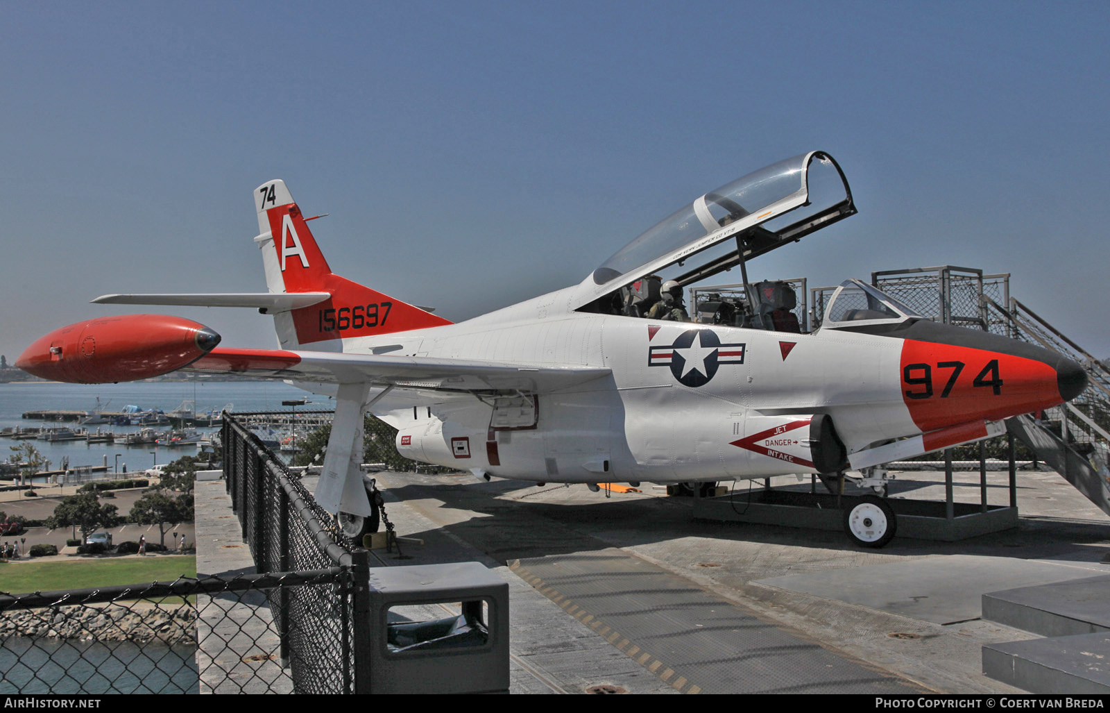 Aircraft Photo of 156697 | North American Rockwell T-2C Buckeye | USA - Navy | AirHistory.net #822822