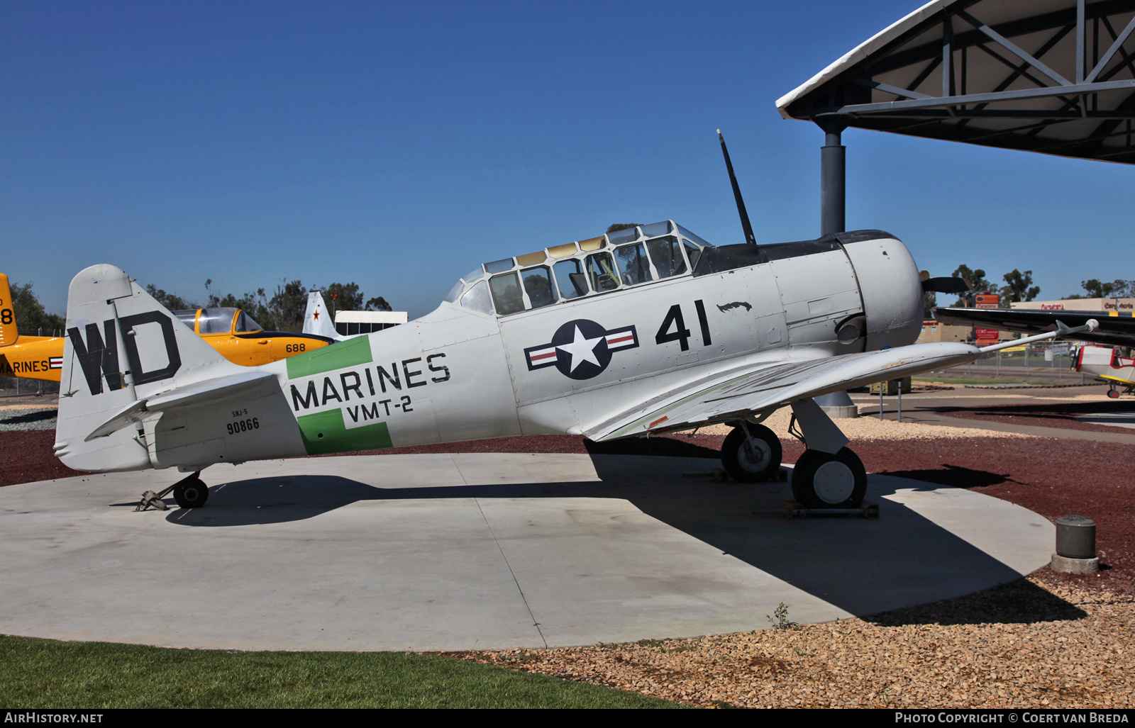 Aircraft Photo of 90866 | North American SNJ-5 Texan | USA - Marines | AirHistory.net #822870