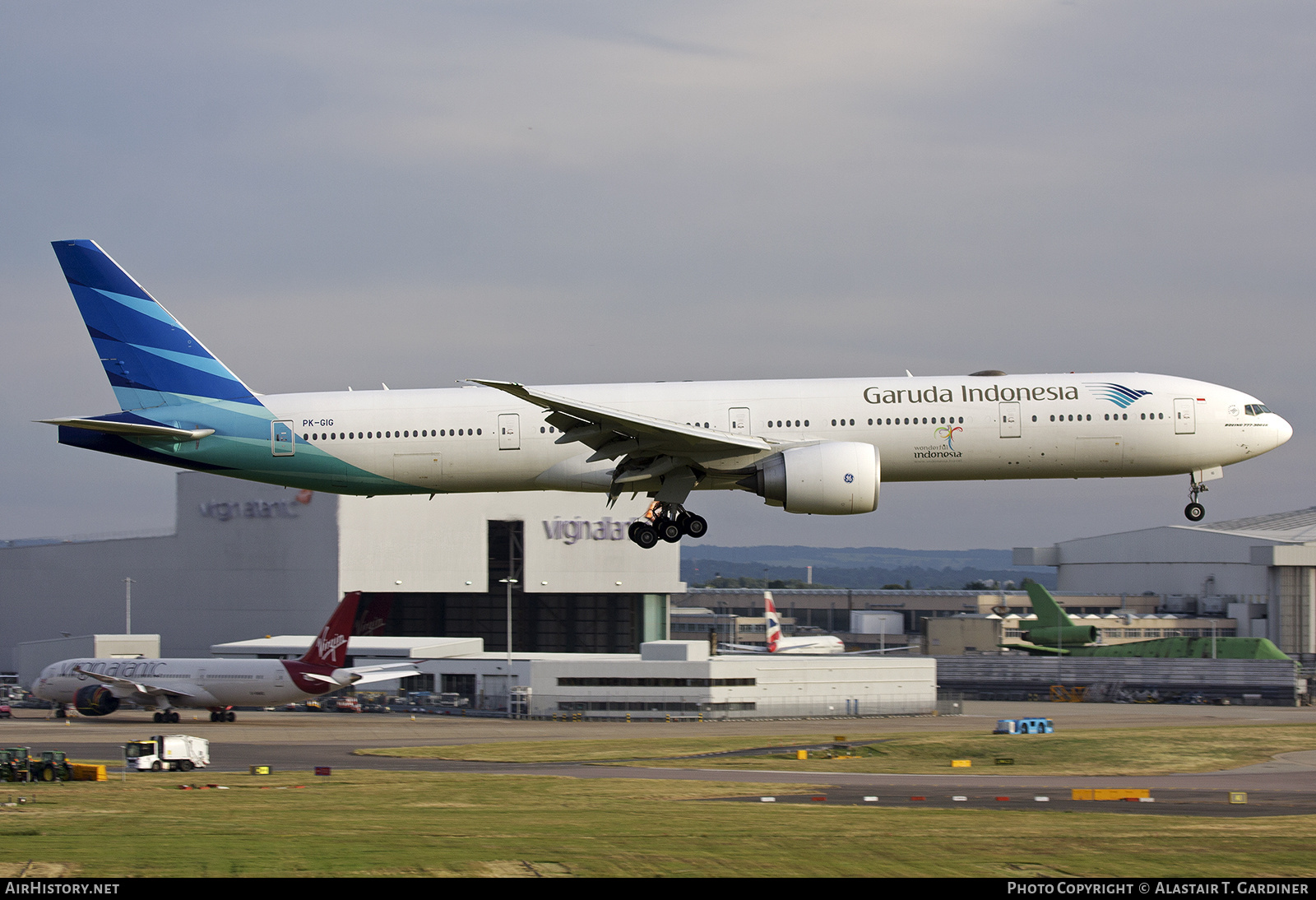 Aircraft Photo of PK-GIG | Boeing 777-3U3/ER | Garuda Indonesia | AirHistory.net #822878