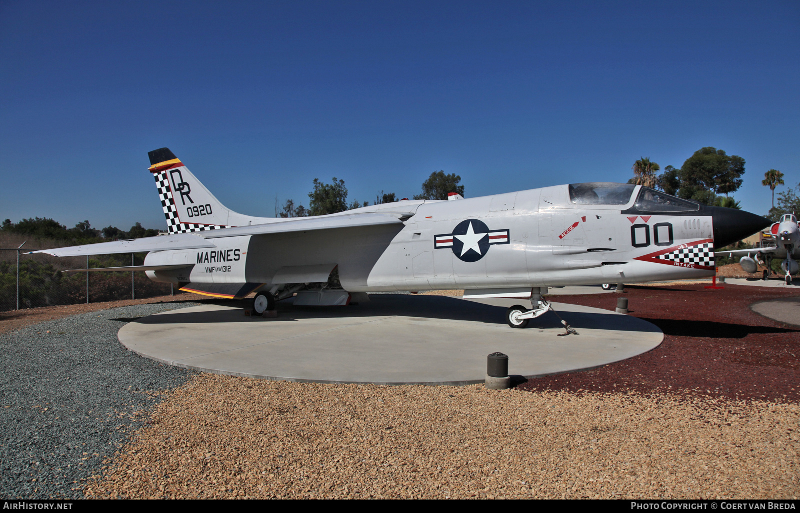 Aircraft Photo of 150920 | Vought F-8J Crusader | USA - Marines | AirHistory.net #822899