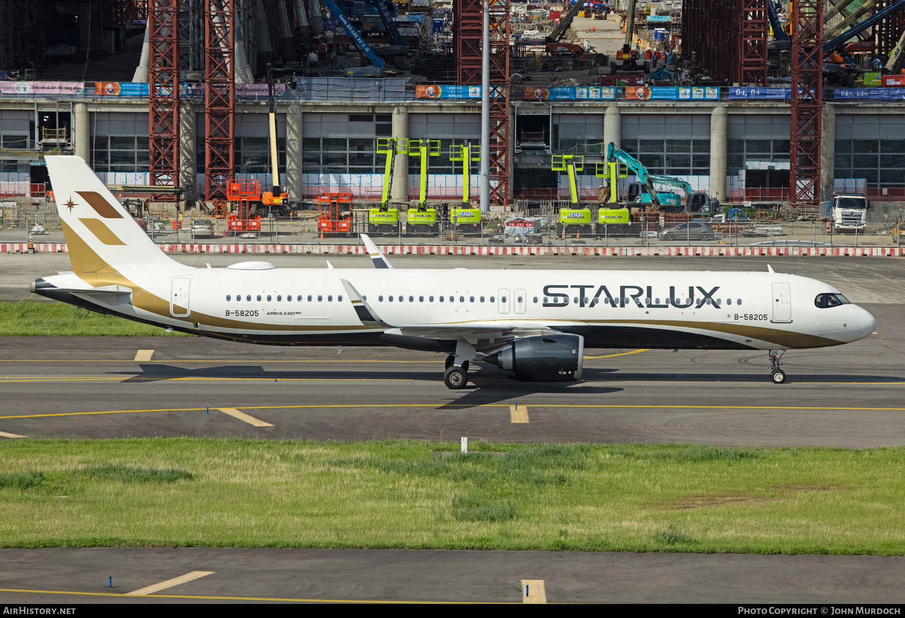 Aircraft Photo of B-58205 | Airbus A321-252NX | Starlux Airlines | AirHistory.net #822905