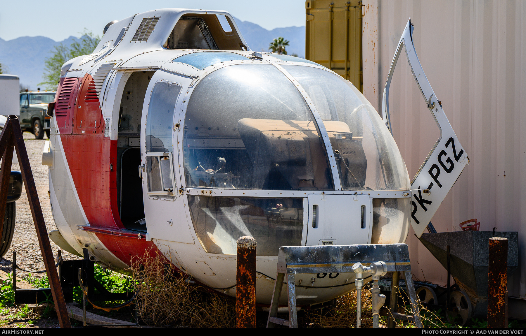 Aircraft Photo of PK-PGU / PK-PGZ | MBB BO-105CB | Pelita Air Service | AirHistory.net #822947