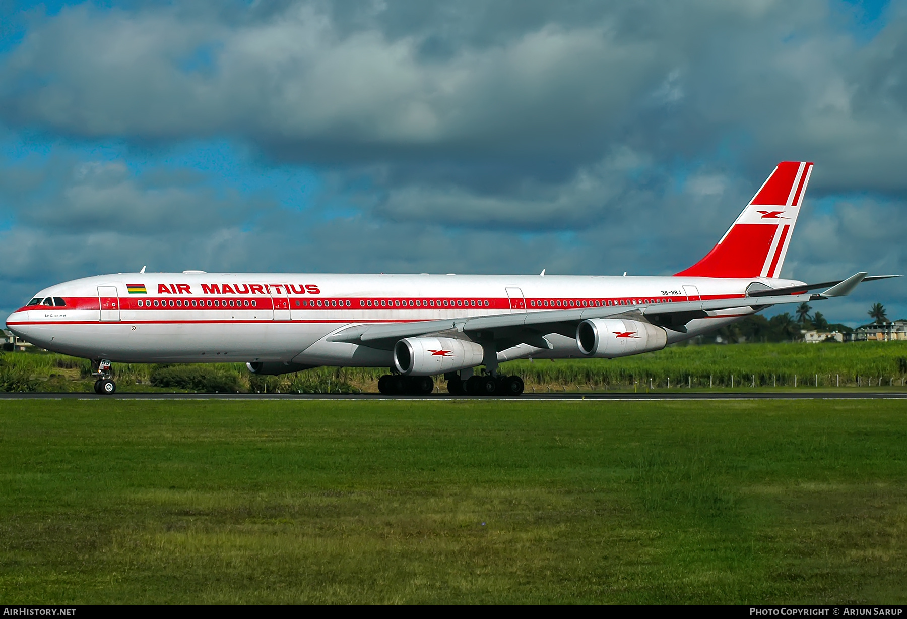 Aircraft Photo of 3B-NBJ | Airbus A340-313 | Air Mauritius | AirHistory.net #822958