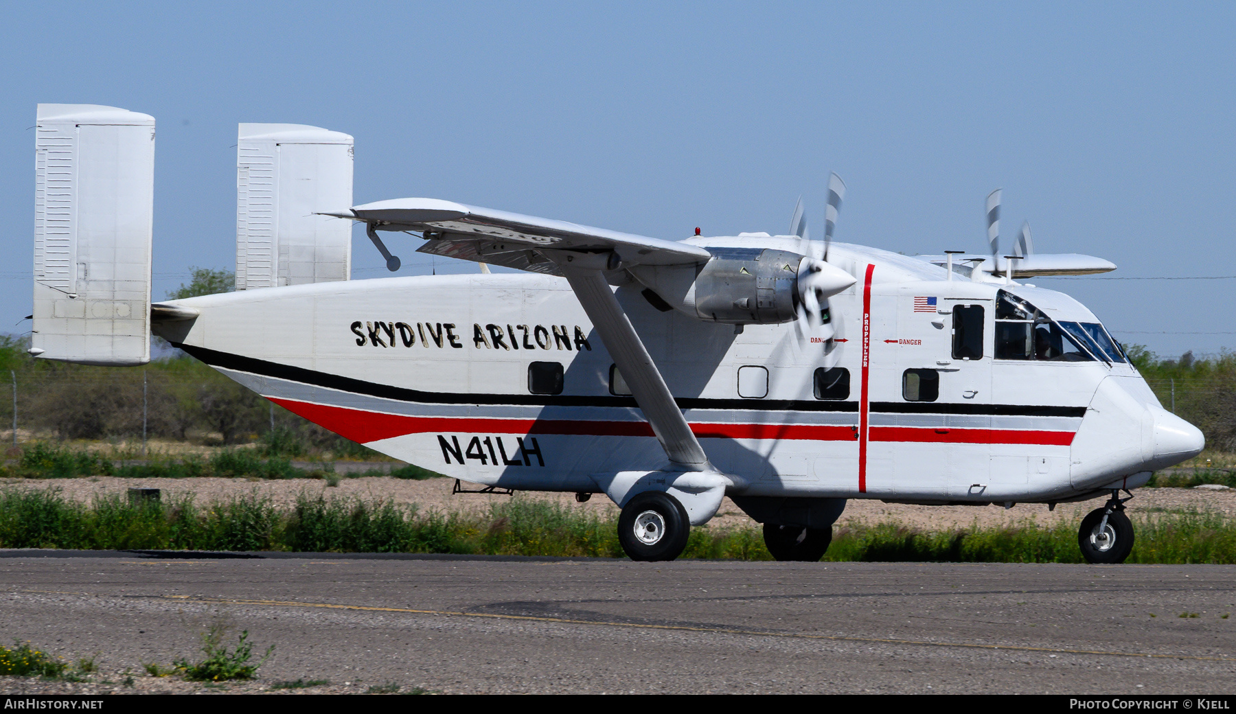 Aircraft Photo of N41LH | Short SC.7 Skyvan 3-100 | Skydive Arizona | AirHistory.net #822973