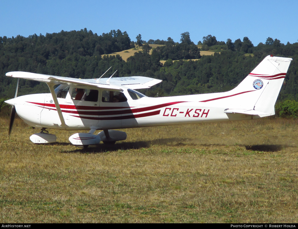 Aircraft Photo of CC-KSH | Cessna 172N Skyhawk II | Club Aéreo de Temuco | AirHistory.net #822977