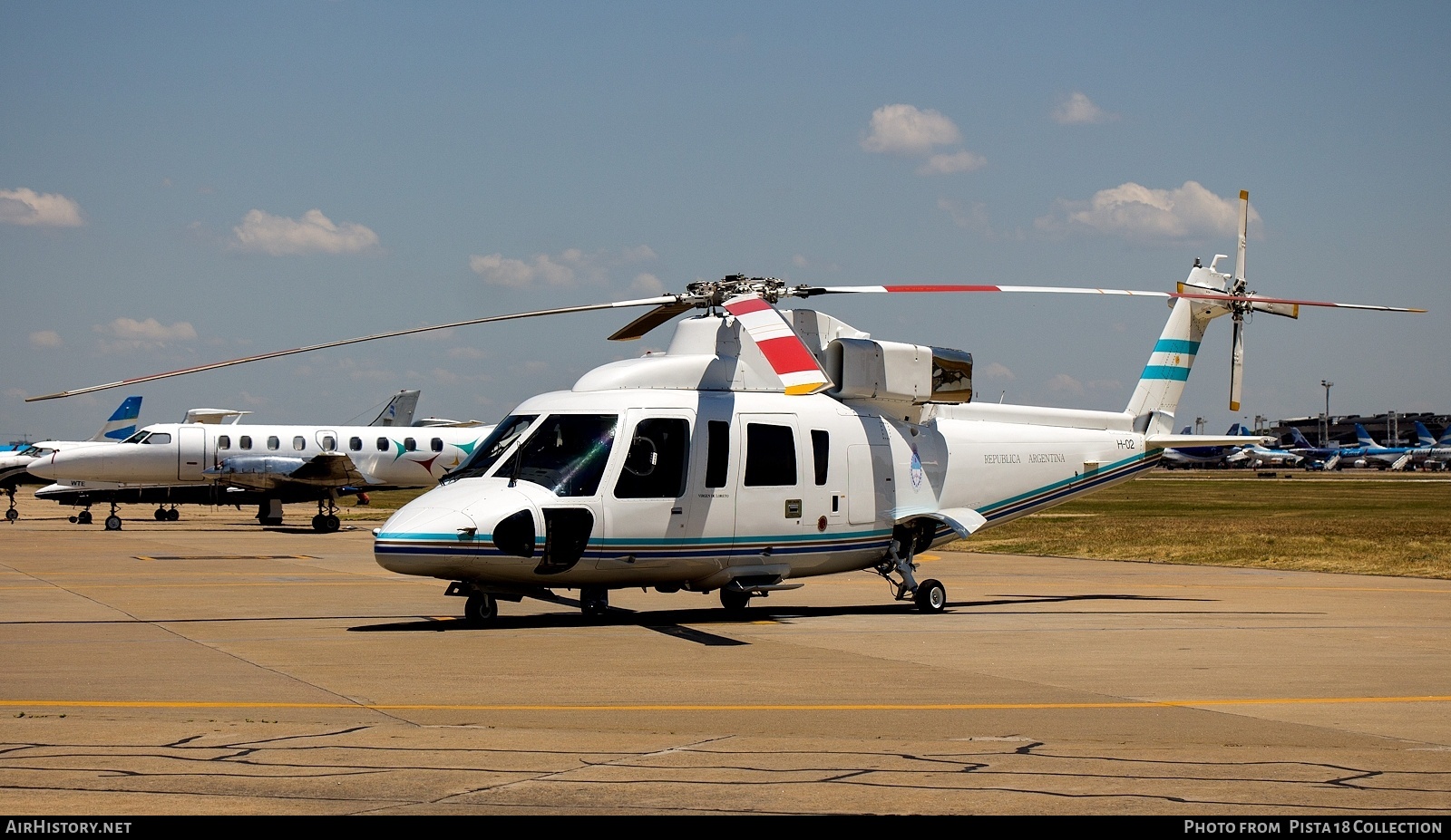 Aircraft Photo of H-02 | Sikorsky S-76B | Argentina - Air Force | AirHistory.net #822991