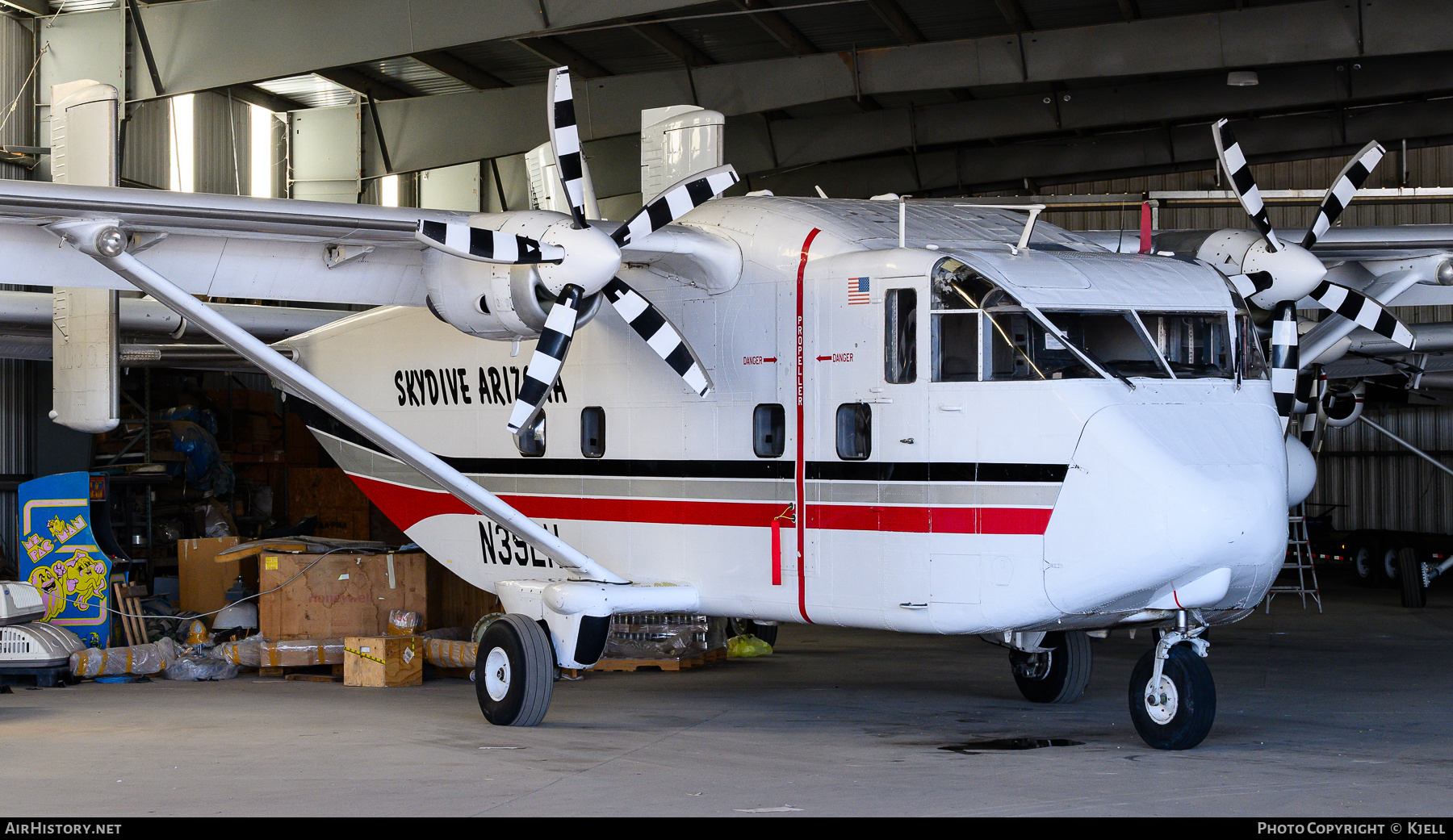 Aircraft Photo of N39LH | Short SC.7 Skyvan 3-100 | Skydive Arizona | AirHistory.net #823040