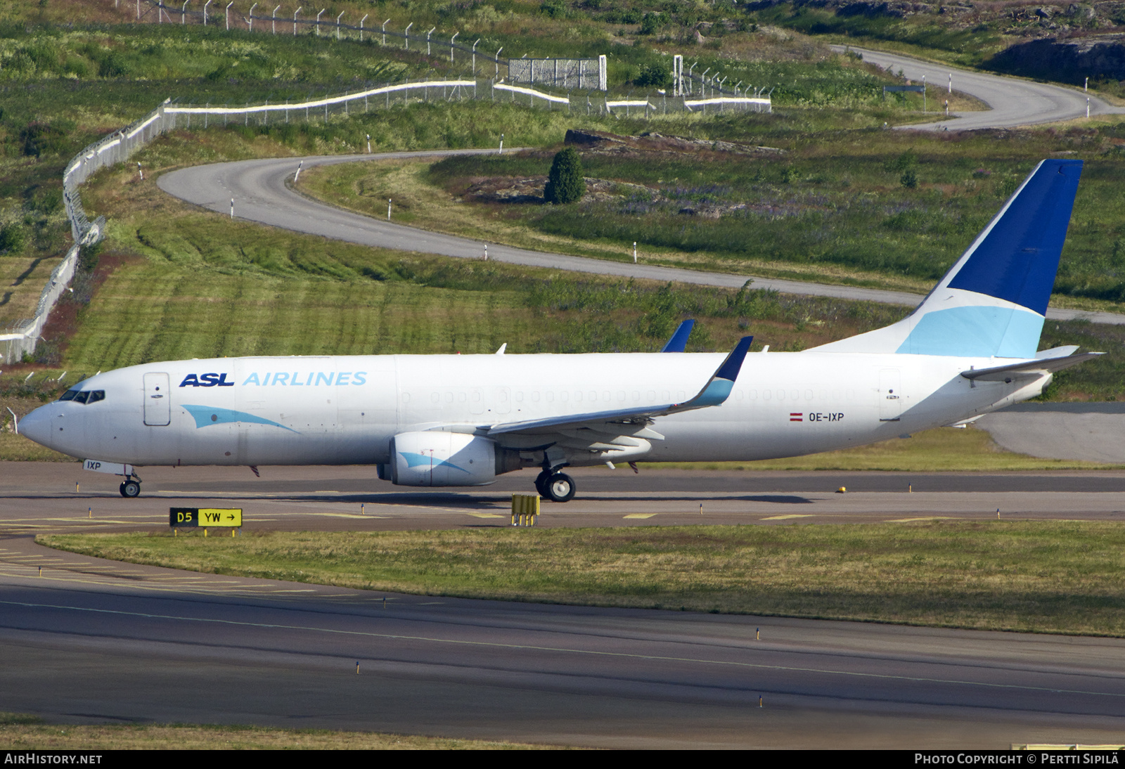 Aircraft Photo of OE-IXP | Boeing 737-808(BCF) | ASL Airlines | AirHistory.net #823048