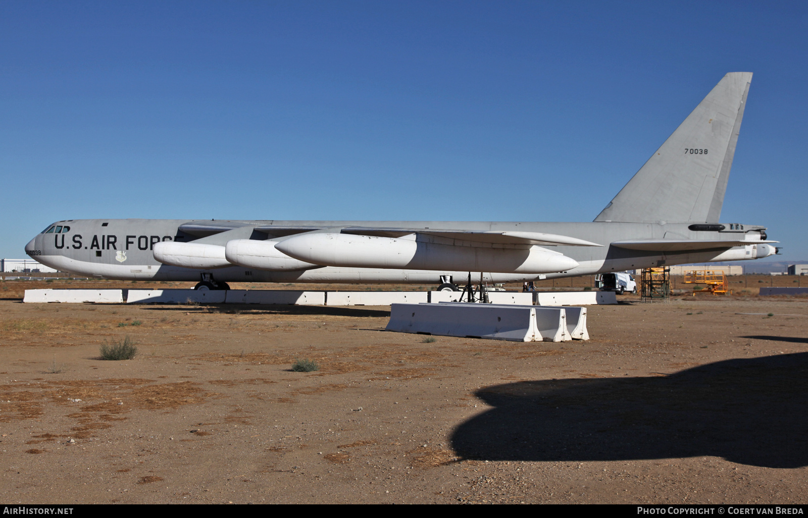 Aircraft Photo of 57-038 / 70038 | Boeing B-52F Stratofortress | USA - Air Force | AirHistory.net #823066
