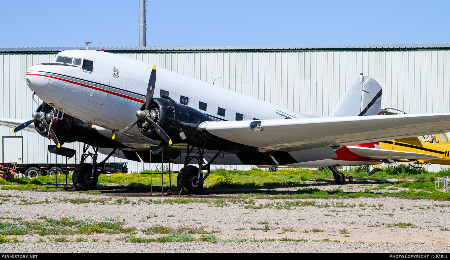 Aircraft Photo of N86584 | Douglas DC-3-G202A | Skydive Arizona | AirHistory.net #823072