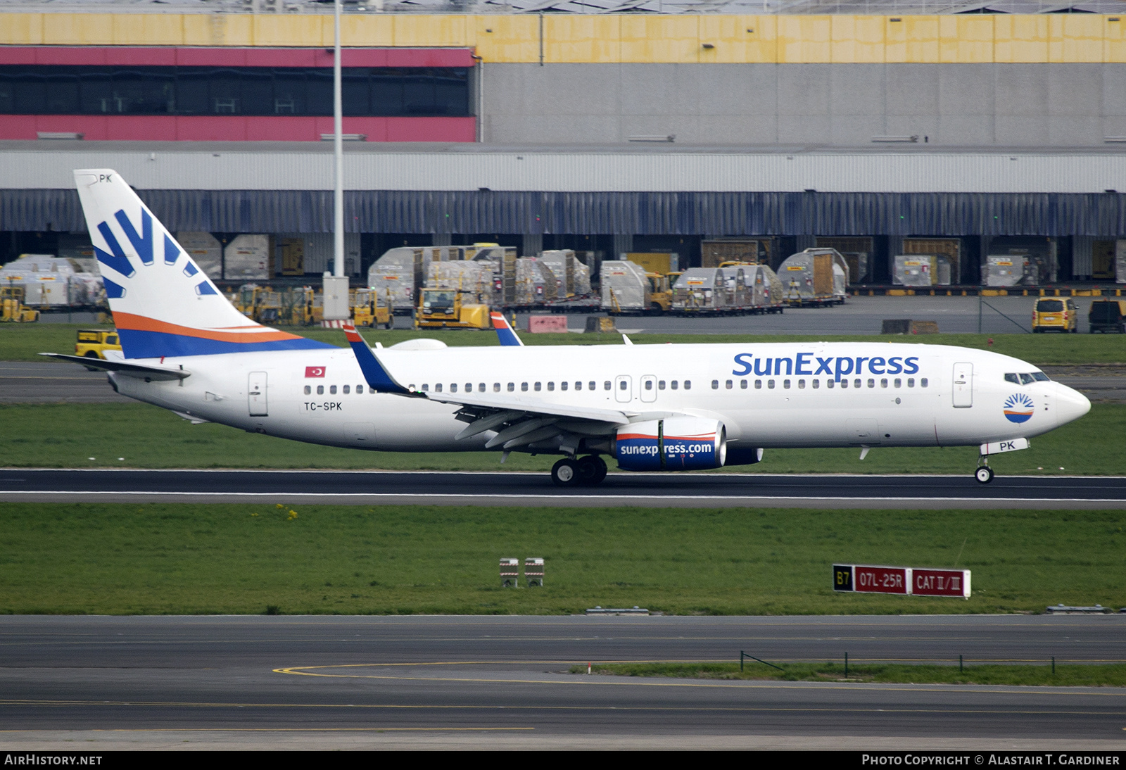 Aircraft Photo of TC-SPK | Boeing 737-86N | SunExpress | AirHistory.net #823142