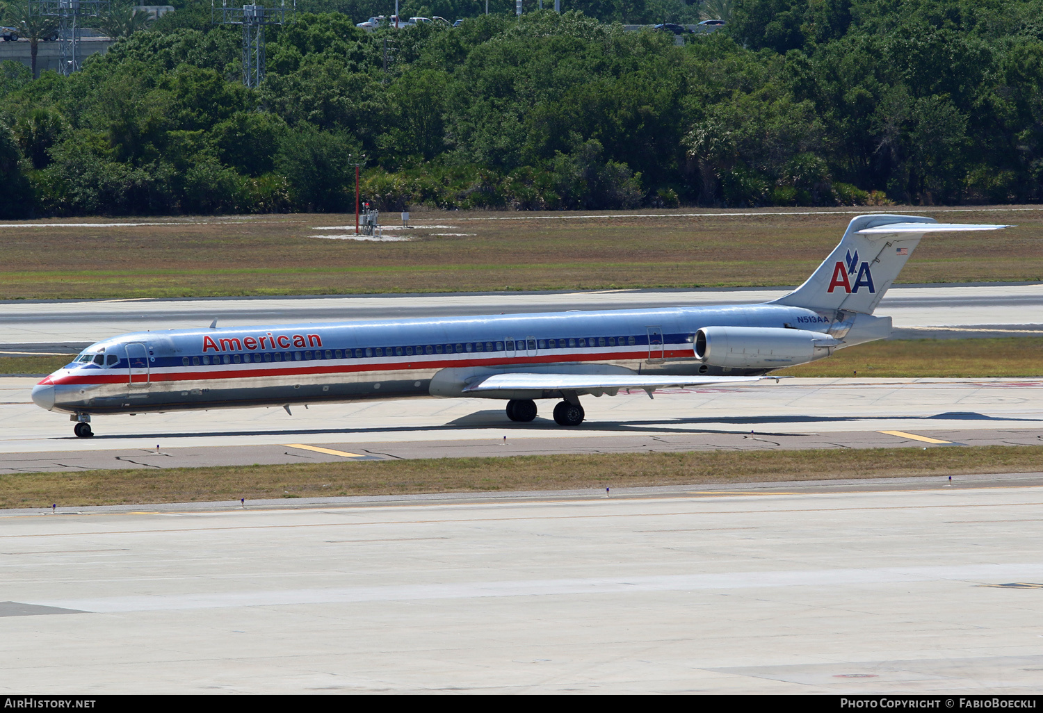 Aircraft Photo of N513AA | McDonnell Douglas MD-82 (DC-9-82) | American Airlines | AirHistory.net #823144