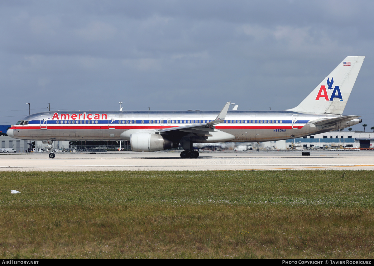 Aircraft Photo of N625AA | Boeing 757-223 | American Airlines | AirHistory.net #823233