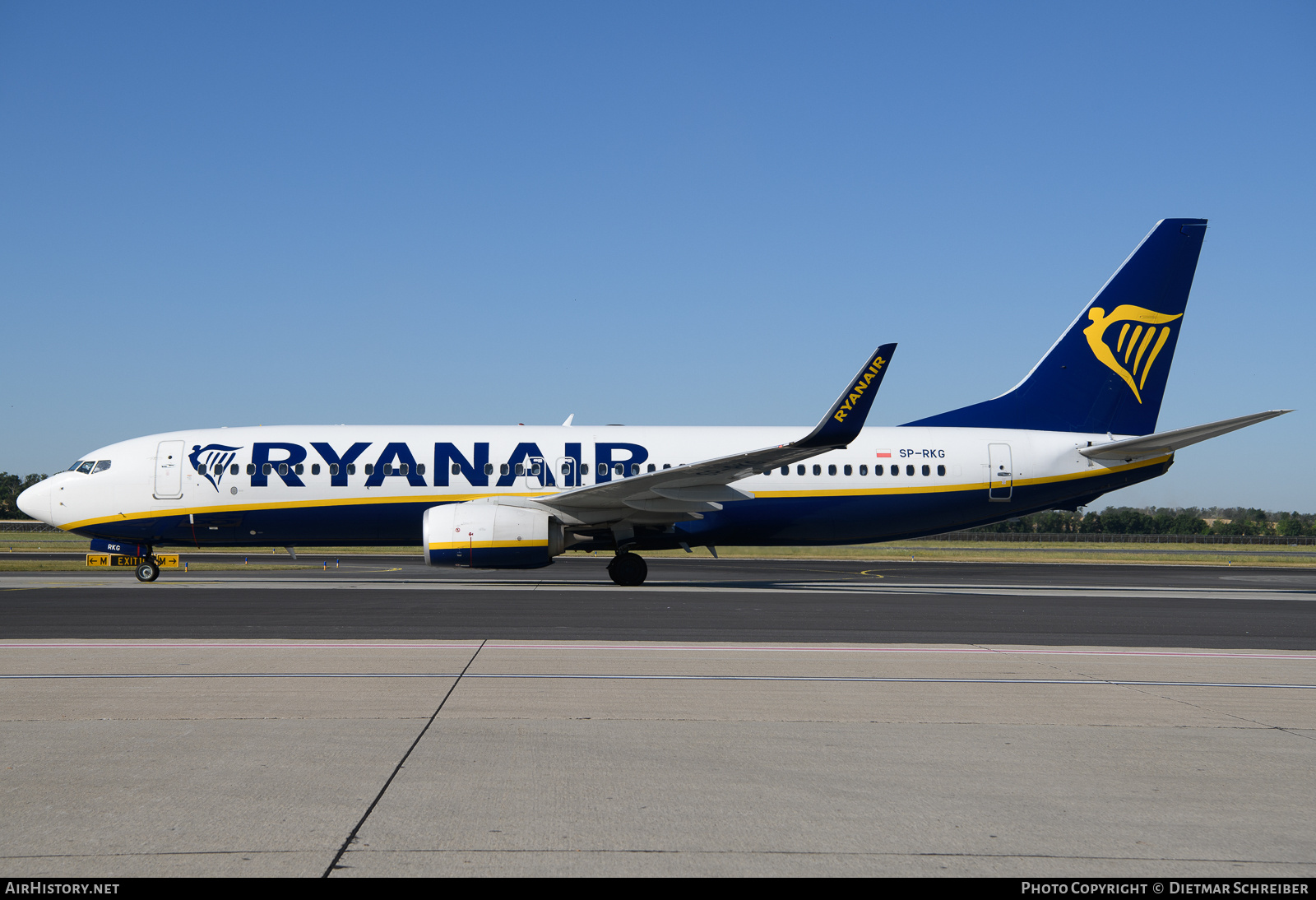Aircraft Photo of SP-RKG | Boeing 737-8AS | Ryanair | AirHistory.net #823291