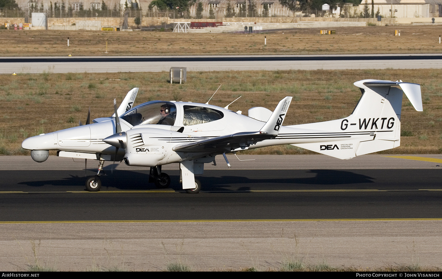 Aircraft Photo of G-WKTG | Diamond DA42 M-NG | DEA Specialised Airborne Operations | AirHistory.net #823298