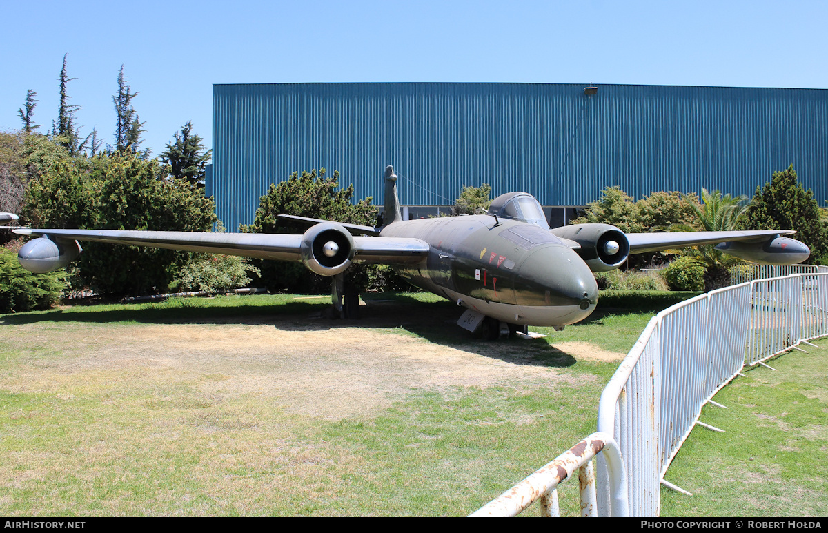 Aircraft Photo of 343 | English Electric Canberra PR9 | Chile - Air Force | AirHistory.net #823341