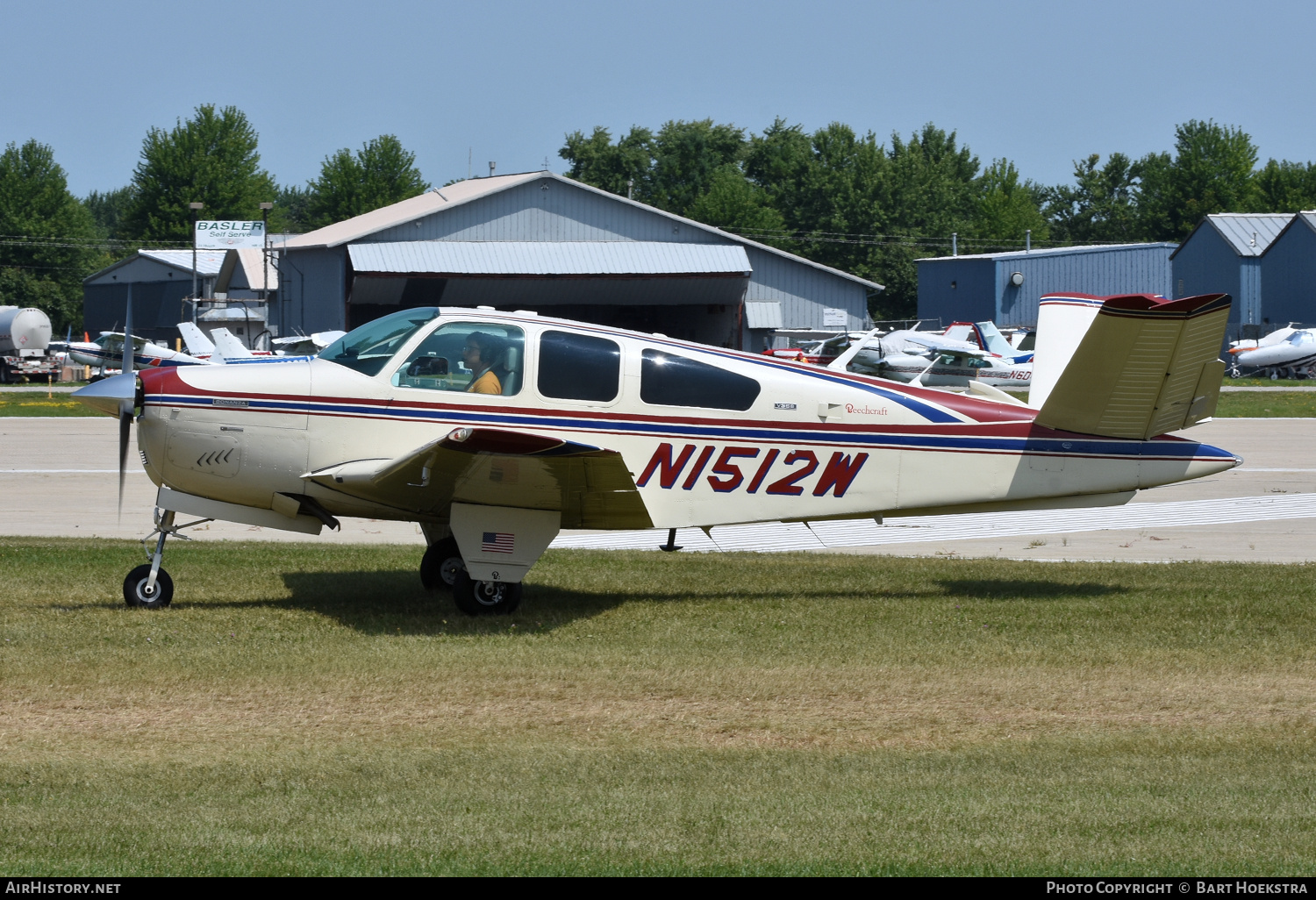 Aircraft Photo of N1512W | Beech V35B Bonanza | AirHistory.net #823395