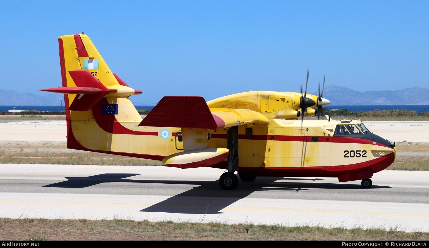 Aircraft Photo of 2052 | Bombardier CL-415GR (CL-215-6B11) | Greece - Air Force | AirHistory.net #823488
