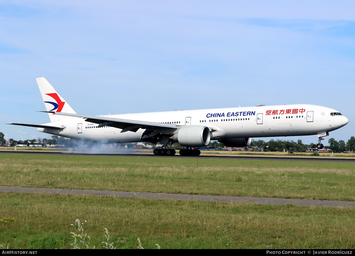 Aircraft Photo of B-2005 | Boeing 777-39P/ER | China Eastern Airlines | AirHistory.net #823614