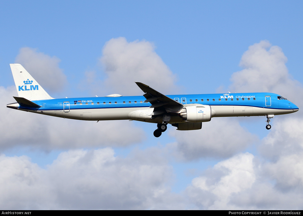 Aircraft Photo of PH-NXS | Embraer 195-E2 (ERJ-190-400) | KLM Cityhopper | AirHistory.net #823622