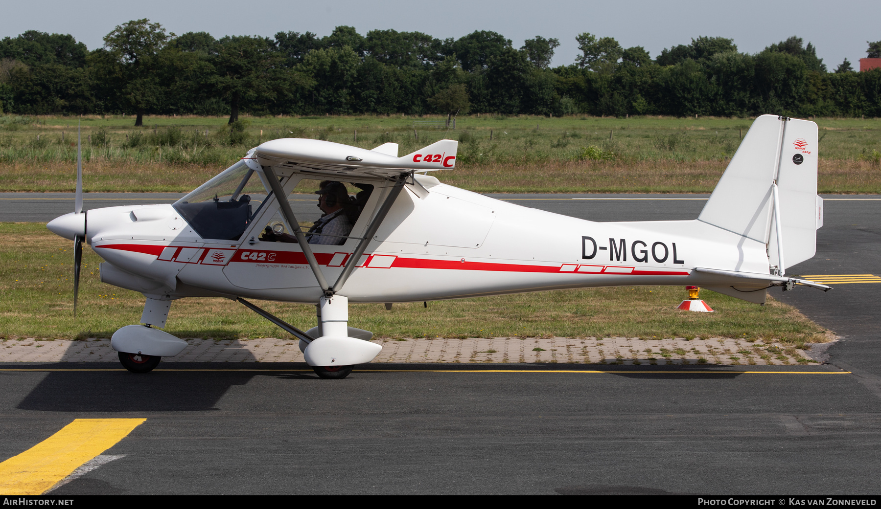 Aircraft Photo of D-MGOL | Comco Ikarus C42C | AirHistory.net #823641